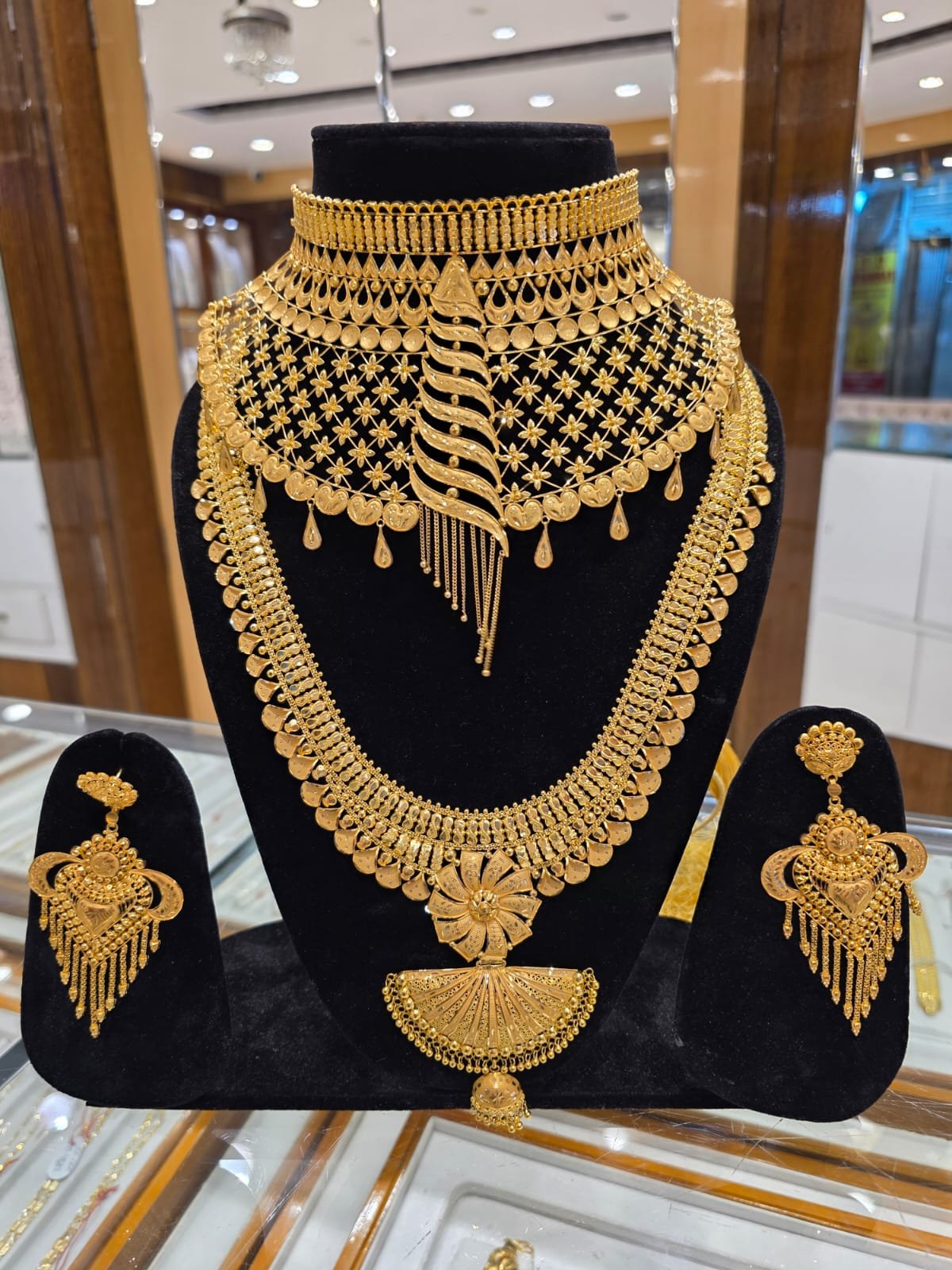 Traditional Bengali Jewellery Designs - Dhar Brothers & Co.