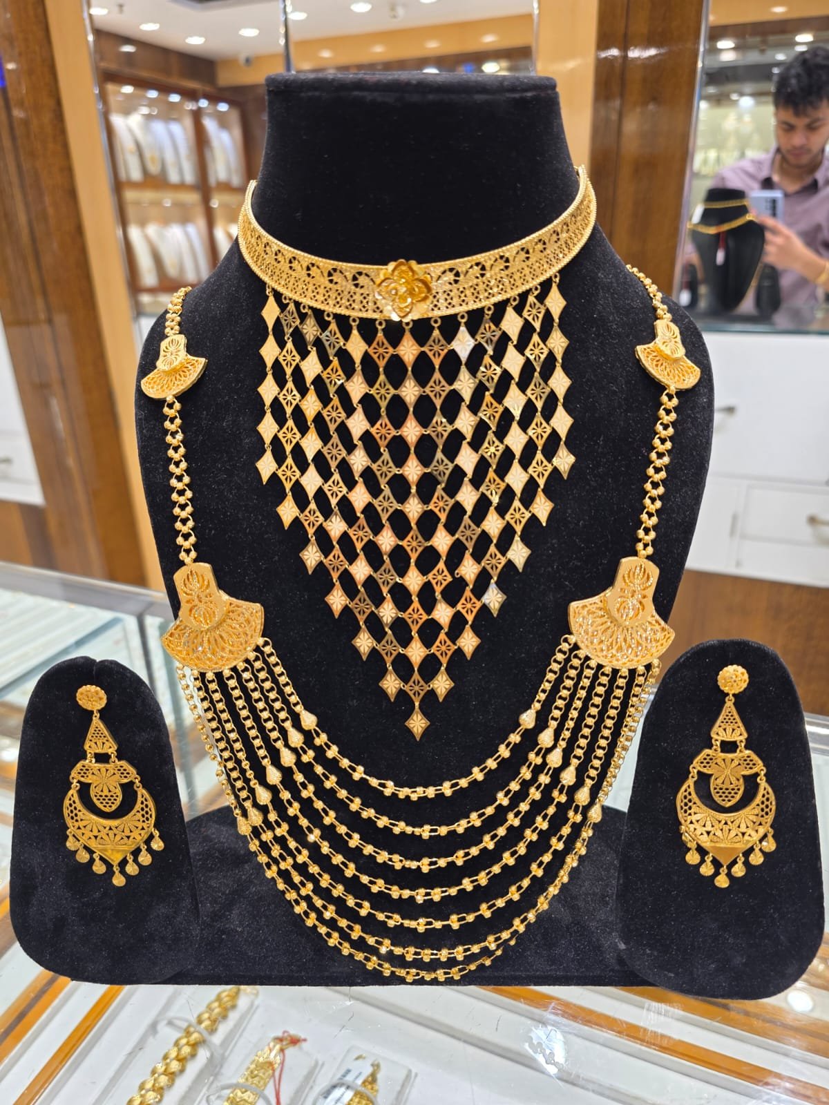 Dhar Brothers & Co. Jewellers Showroom - Bowbazar, Kolkata